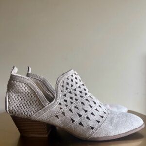 Qupid Beige Suede Cutout Ankle Booties